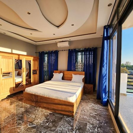 Ocean Heaven Hotel 마하장가 외부 사진