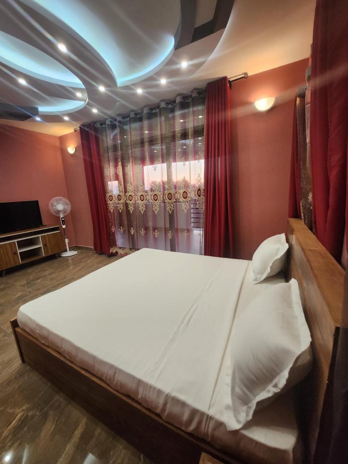 Ocean Heaven Hotel 마하장가 외부 사진