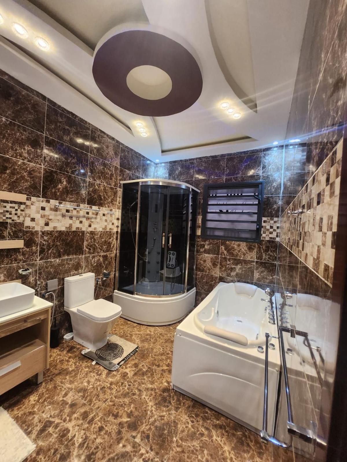 Ocean Heaven Hotel 마하장가 외부 사진
