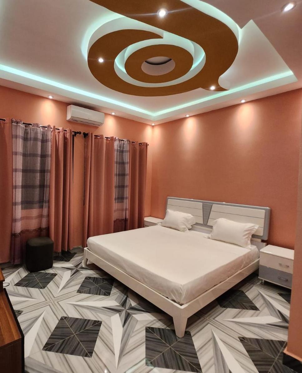 Ocean Heaven Hotel 마하장가 외부 사진