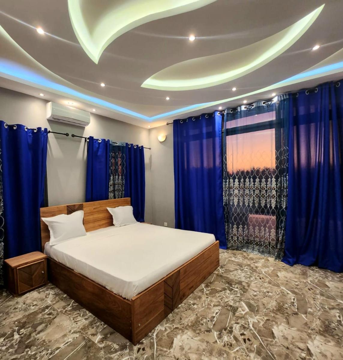 Ocean Heaven Hotel 마하장가 외부 사진